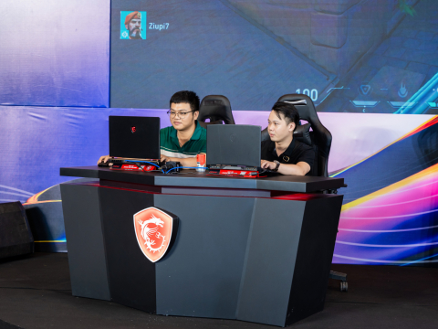 KỸ NIỆM 20 NĂM - LAPTOP MSI