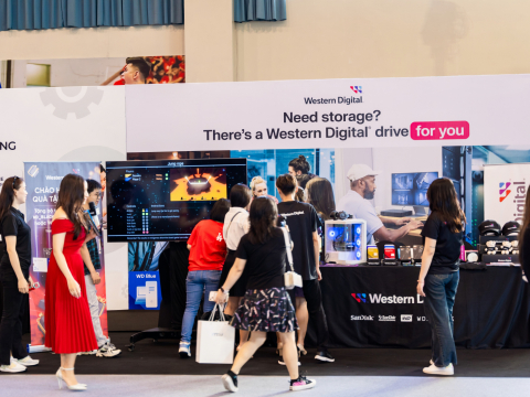 KỸ NIỆM 20 NĂM - LAPTOP MSI