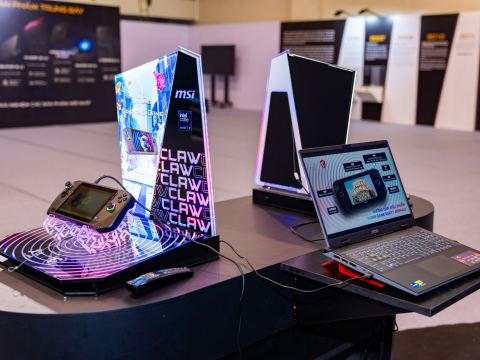 KỸ NIỆM 20 NĂM - LAPTOP MSI