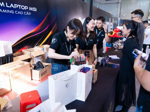 KỸ NIỆM 20 NĂM - LAPTOP MSI