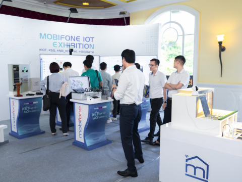 MOBIFONE IOT EXHIBITION
